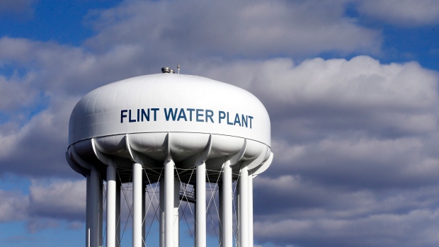 Kasus kriminal air Flint bergerak lambat di pengadilan