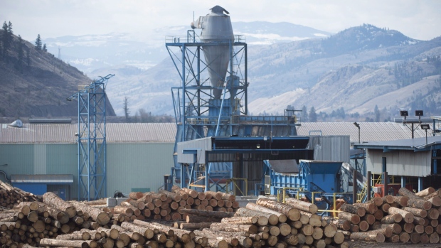 Kanada ‘kecewa’ dengan tarif bea kayu AS