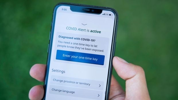 Peringatan COVID: Aplikasi pelacakan kontak Kanada masih aktif