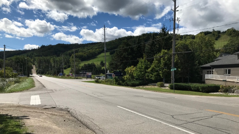 Police investigate a fatal crash on Grey Road 19 near Craigmore Crescent between Settlers Way and Heritage Drive in The Blue Mountains on Thurs., Sept. 3, 2020. (Jim Holmes/CTV News)