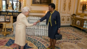 The Queen receives Governor-General of Barbados Sandra Mason during a private audience at Buckingham Palace in 2018. (Steve Parsons/WPA Pool/Getty Images)