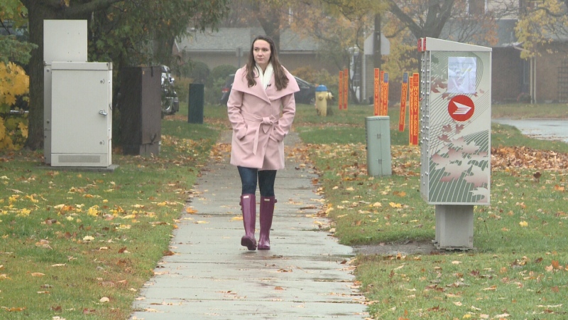 28-year-old Lauren Carruthers is alive after bystanders performed CPR and shocked her heart when she collapsed in cardiac arrest. (Chris Black, CTV Ottawa/October 22, 2020) 