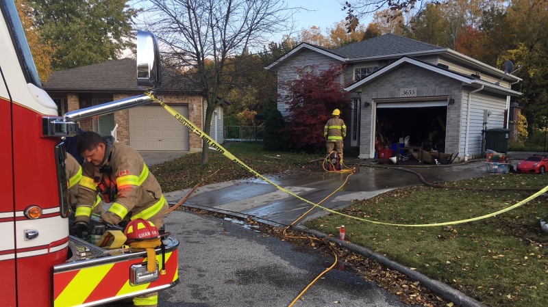 Fire on Shinglecreek Crescent, Thursday October 22, 2020 (Chis Campbell / CTV News)