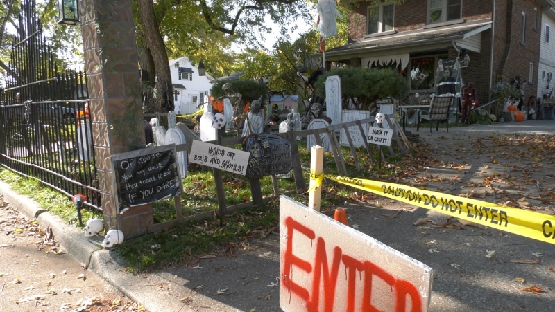 Halloween display