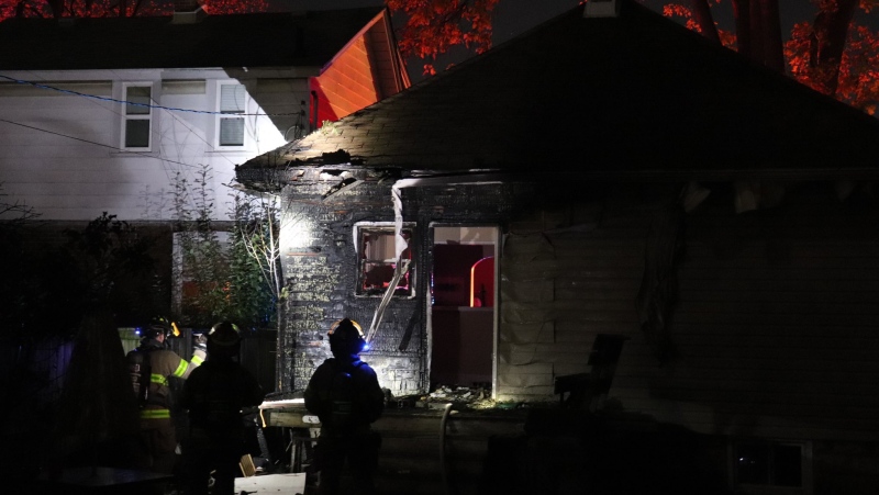 Firefighters responded to a fire on Moy Avenue in Windsor, Ont., on Nov.2, 2020. (Courtesy _OnLocation_ / Twitter)