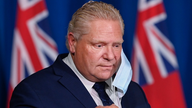 Ford memutuskan minggu ini apakah sekolah Ontario akan kembali pada Januari 2022
