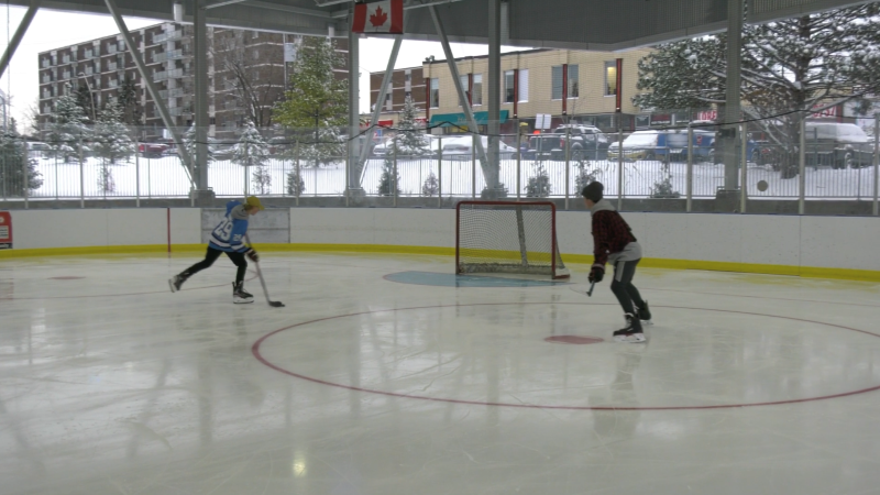 Players hit the ice at the Jim Tubman Chevrolet Sens Rink in Ottawa  (Jeremie Charron/CTV News Ottawa)