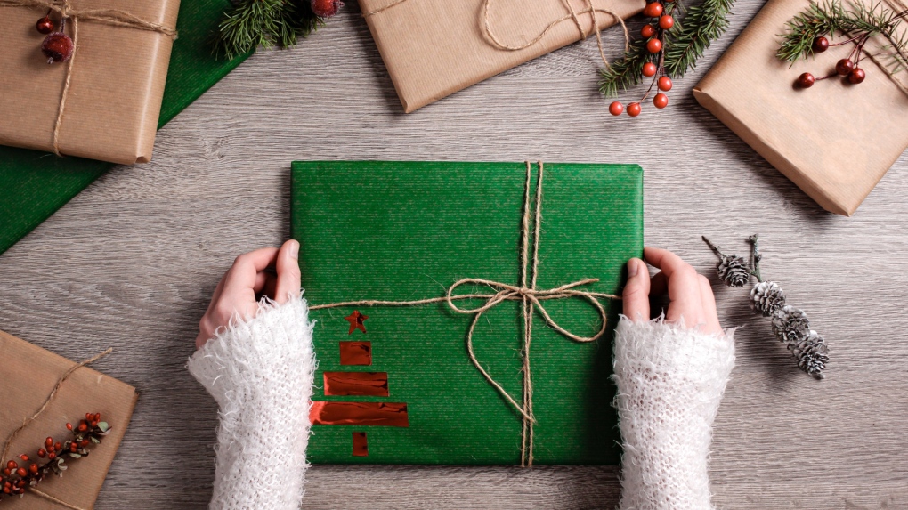 15 healthy holiday gifts to give during the COVID-19 pandemic
