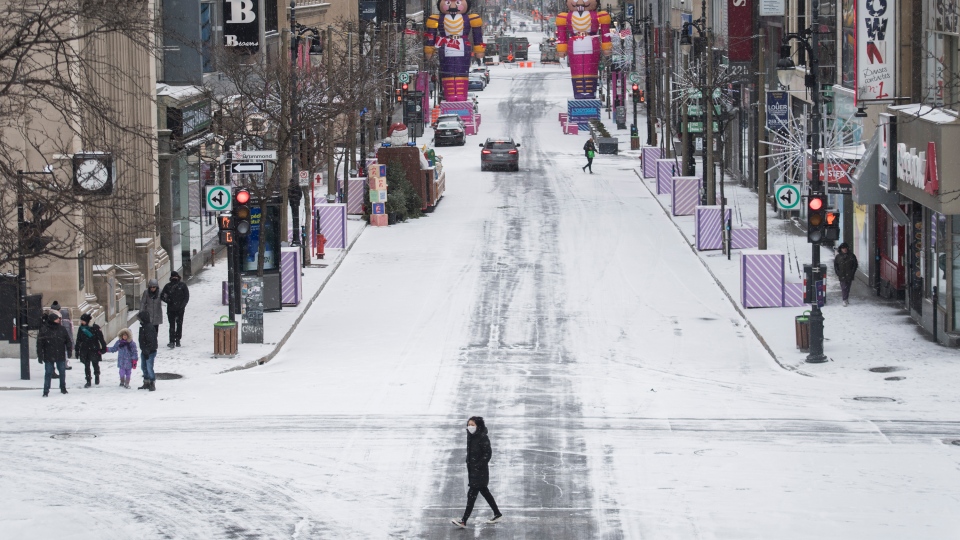Sainte-Catherine St. on Boxing Day 2020