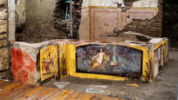 Photo of Menu „rýchleho občerstvenia“ zmrazené v pompejskom popole poskytuje informácie o zvykoch rímskeho občerstvenia