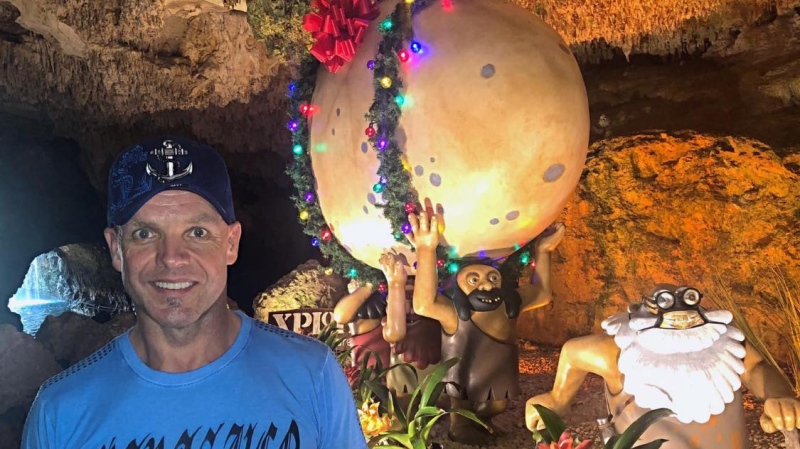 This photo taken from MLA Pat Rehn's Facebook page appears to show the UCP MLA on Christmas vacation in Mexico (Facebook)