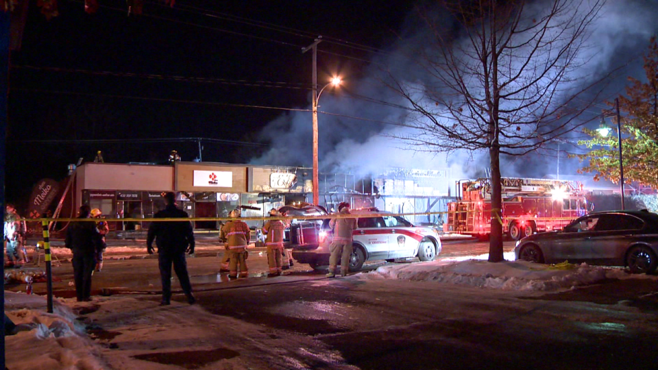 A fire at a pizzeria destroys business