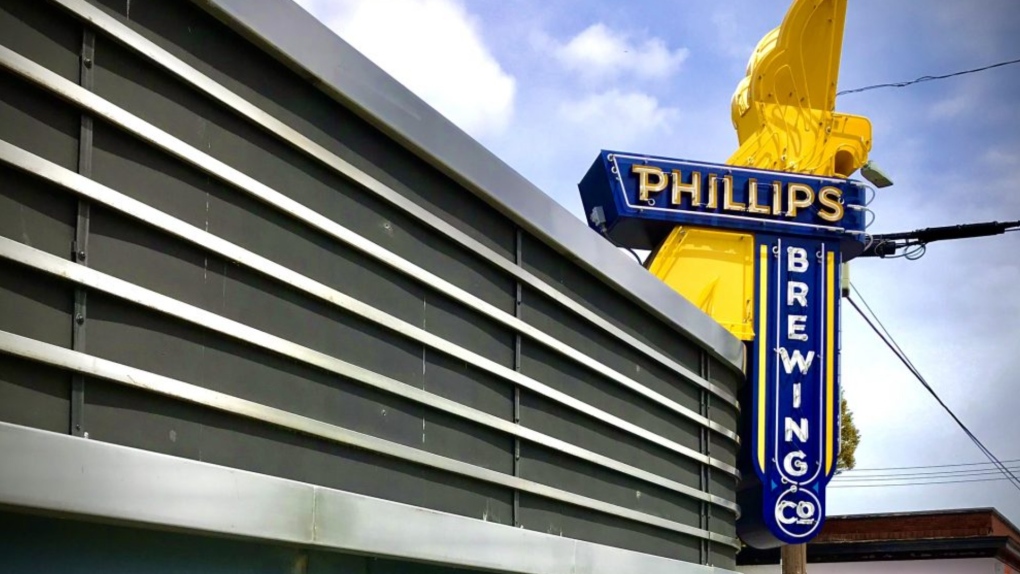 Phillips Brewing sign