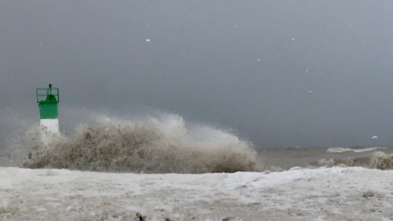Waves slam into the shores of Lake Erie in Port Bruce, Ont. on Friday, Feb. 5, 2021. (Sean Irvine / CTV News)