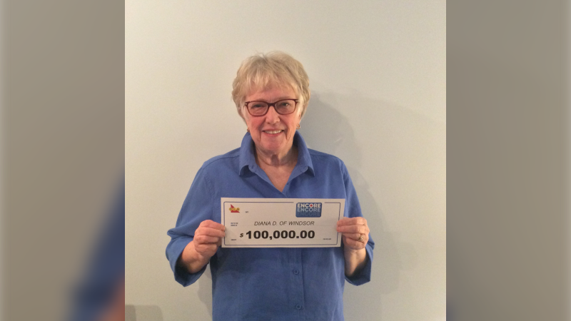 Diana Damphouse, 76, with her $100,000 win. (courtesy OLG)
