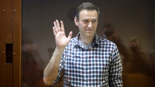 El enemigo de Putin, Navalny, fue enviado a un hospital penitenciario en medio de una huelga de hambre