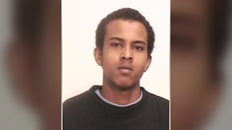 Police say Jama Roble, 30, of Ottawa, is wanted in relation to a shooting on Dalhousie Street last month. (Ottawa Police)