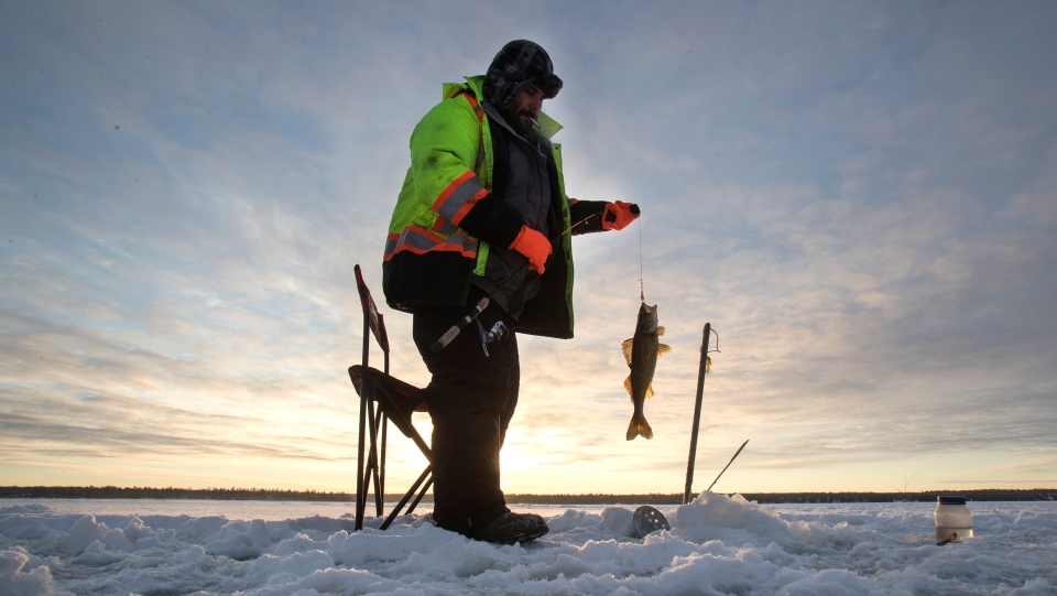 Thinking with their hearts': Ice fishers providing meals for