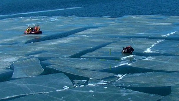 Ice rescue in Oro Medonte