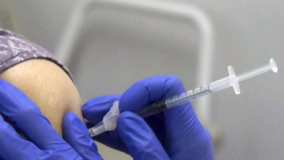 Alberta vaccine offering pharmacies set to double