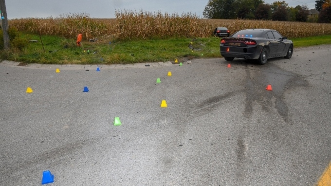 The crash scene at Longwoods Road at Christina Road in Strathroy-Caradoc, Ont. on Oct. 14, 2020. (Source: SIU)