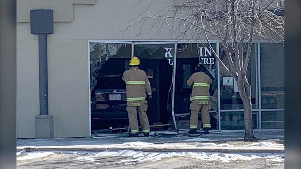 Castleridge Drive Calgary crash