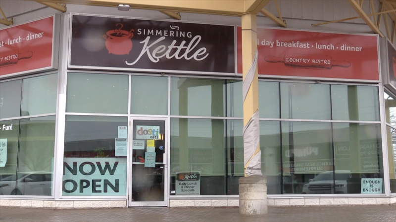 The Simmering Kettle in Barrie, Ont. opens for indoor dining, openly defying provincial COVID-19 restrictions on Mon. April 12, 2021 (Mike Arsalides/CTV News)