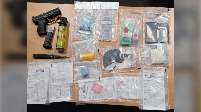 Drugs, weapon and cash seized in drug bust in Leamington, Ont. on Thursday, April 15, 2021. (courtesy Essex County OPP)