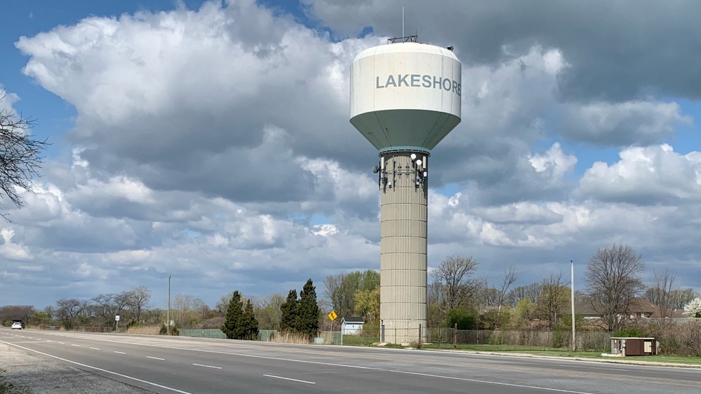 Lakeshore, Ont. water tower