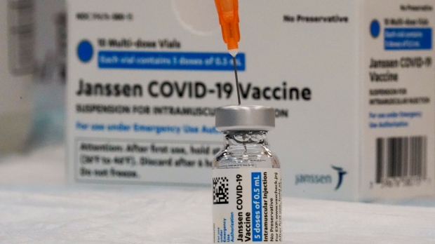 CDC merekomendasikan vaksin Pfizer, Moderna daripada J&J