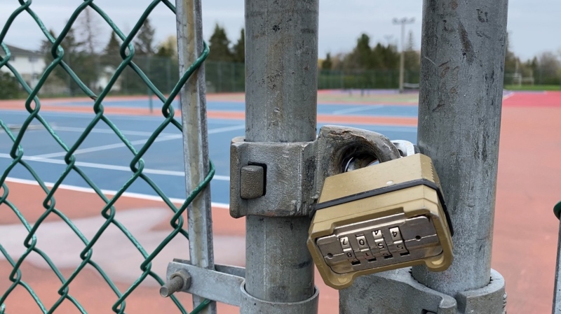 An Ottawa tennis court remains locked throughout the Ontario shutdown order imposed on April 16. Ottawa, On, Apr. 28, 2020. (Tyler Fleming / CTV News Ottawa)
