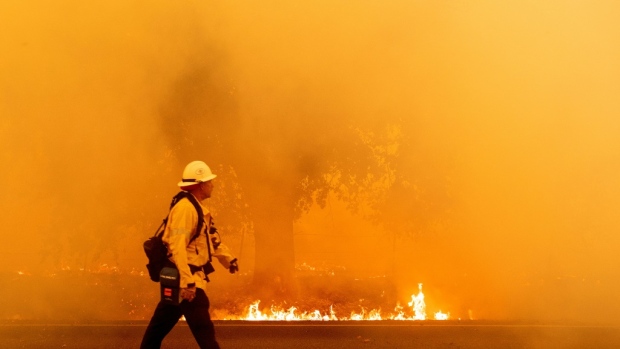 In California è scoppiato un incendio mortale per coprire un omicidio: la polizia