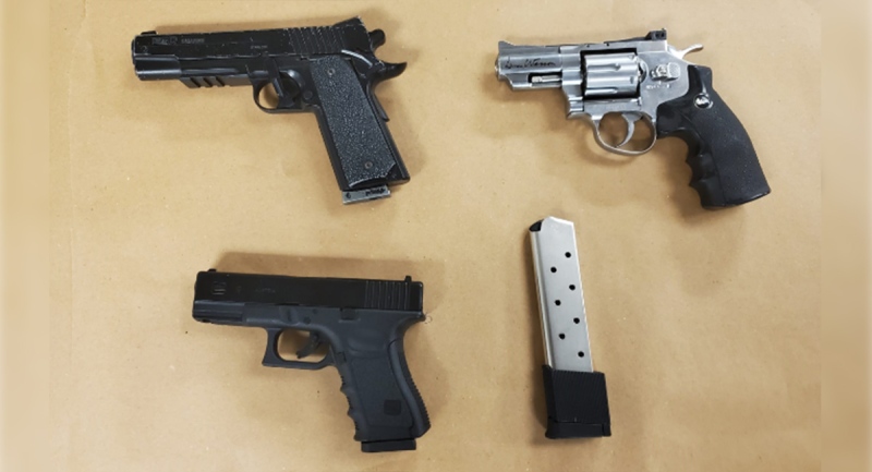 Firearms seized in London, Ont. on Friday, May 7, 2021. (Source: London Police Service)