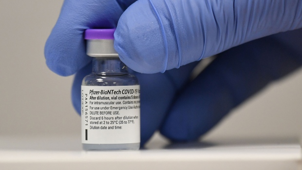 165 nuevos casos de COVID-19 en Alberta, las citas de vacunación de segunda dosis son más altas que la primera dosis