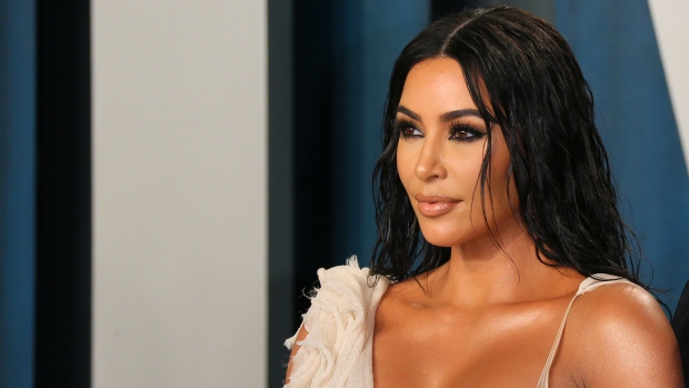 Kim Kardashian, Floyd Mayweather digugat karena token kripto