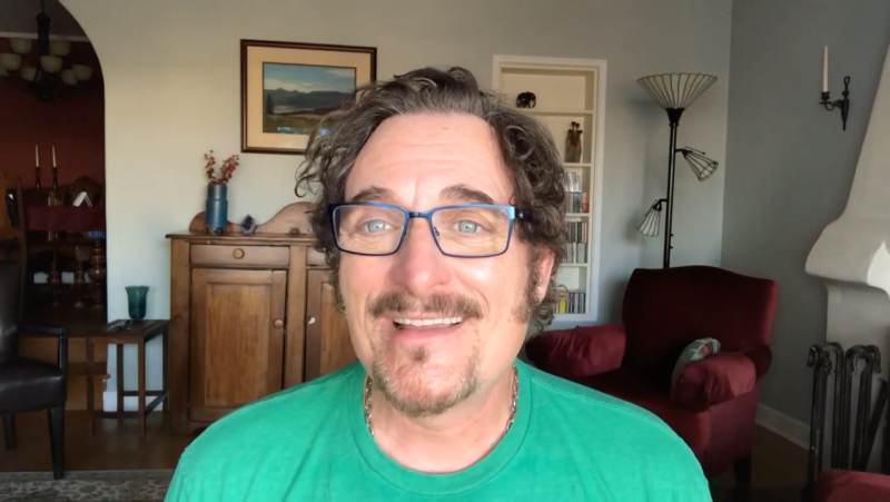 A video of actor Kim Coates supporting the Town of Biggar's revitalization project was posted on the town's Facebook page. (Screenshot)