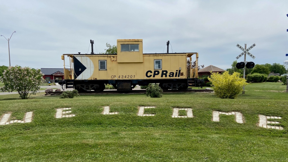 CP Rail caboose in Renfrew