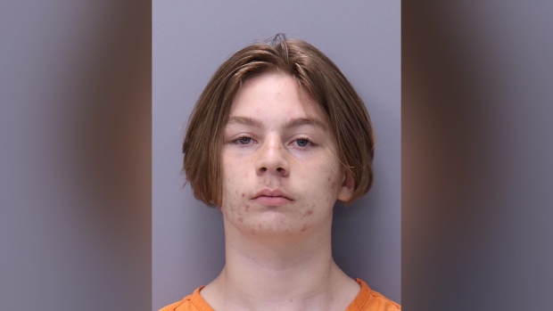 Un adolescente de Florida acusado de apuñalar a una niña 114 veces enfrenta un asesinato en primer grado