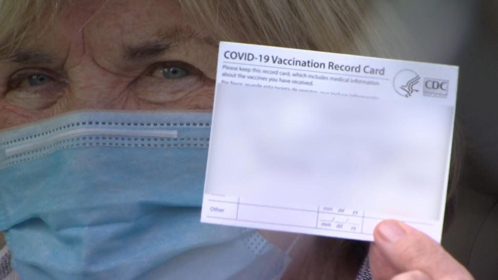 매니토바 주정부는 이제 더 많은 예방접종 카드(physical immunization cards)를 인쇄해