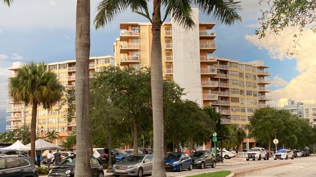 Edificio de apartamentos de Florida considerado inseguro, orden de desalojo