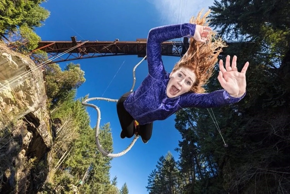 Why You Need to Go Bungee Jumping in the UK | Faraway Lucy