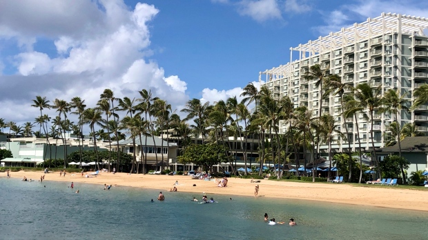Persyaratan vaksin Hawaii: Wisatawan mungkin perlu booster