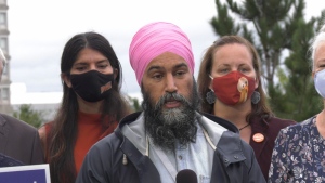Joined by several northern party representatives, NDP Leader Jagmeet Singh laid out his plan to assist students across the country by cancelling interest from federal loans and forgiving student debt.  Aug.28/21 (Molly Frommer/CTV News Northern Ontario)