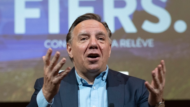 Legault refuses to speak to media at CAQ leadership convention, boasts about nationalist credentials