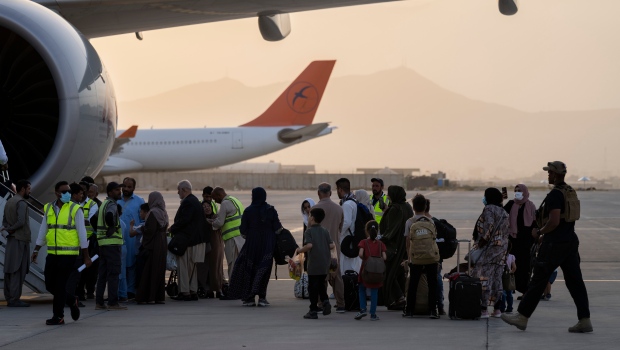 Un grupo dijo que un avión estadounidense estaba lleno de estadounidenses de Kabul