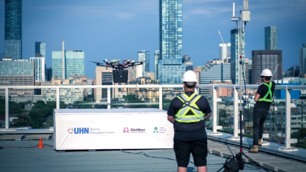 Toronto hospitals, Quebec company behind world's first delivery of lungs by drone