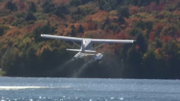 Glassy Bay Outfitters' float plane takes off in Elliot Lake. (Alana Pickrell/CTV Northern Ontario)