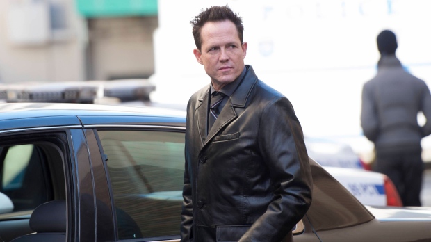 Dean Winters living in pain after multiple amputations | CTV News