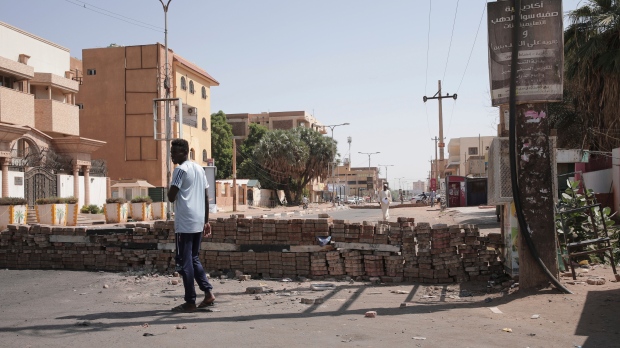 Tambang emas Sudan runtuh, 38 tewas