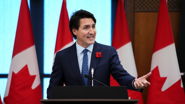 Trudeau menyerukan untuk membersihkan ruang maya dari kebencian, disinformasi di forum perdamaian